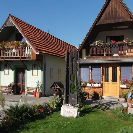 A+s Podzamok Gasthuis Spišské Podhradie