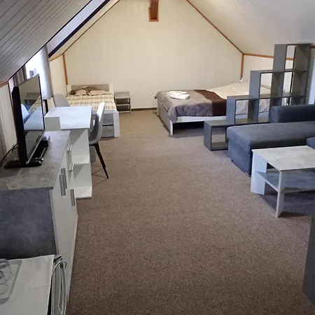 A+s Podzamok Gasthuis *