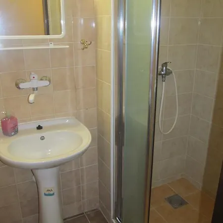 A+s Podzamok Penzión pre hostí